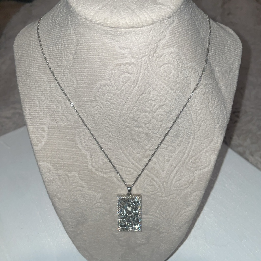 Nwot Silver 925 Aquamarine Pendant Necklace